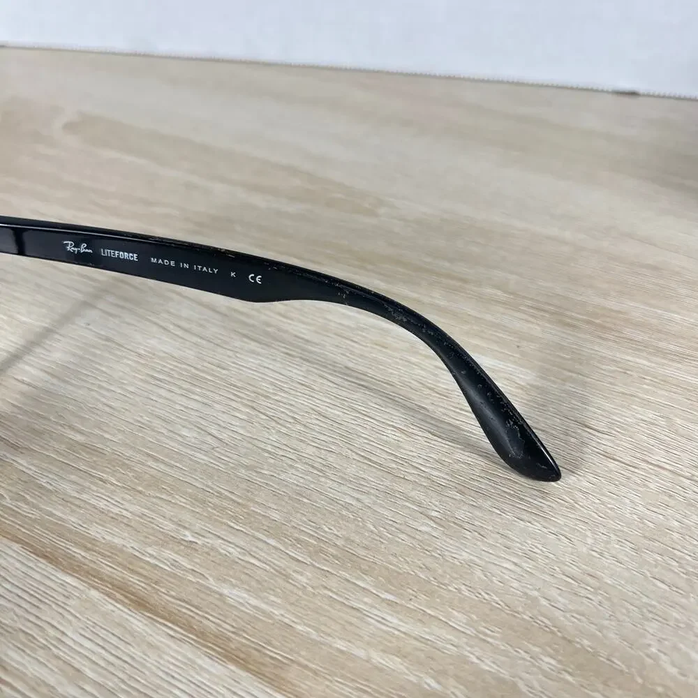 Ray-Ban RB7032 5206 LiteForce Sunglasses Black DAMAGED 55-17-150 Italy